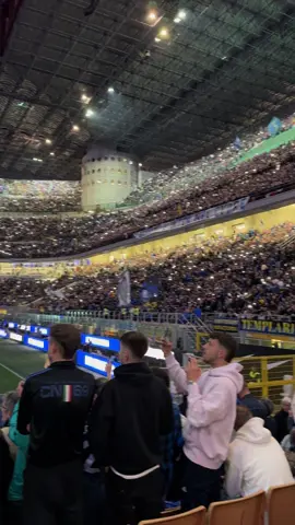 È IL GIORNO CHE ASPETTAVAMO! Stasera San Siro sarà il teatro di un'altra battaglia epica: INTER vs BARCELLONA. Non è solo una partita, è una chiamata per tutti i cuori nerazzurri: stringiamoci insieme, alziamo le sciarpe, facciamoci sentire! Abbiamo storia, abbiamo orgoglio, abbiamo una squadra che lotta fino all’ultimo respiro. Oggi più che mai, l’Inter ha bisogno del suo dodicesimo uomo: noi! Come se fosse una finale, INTER-BARCELLONA FORZA INTER! FORZA POPOLO NERAZZURRO! FACCIAMO VEDERE CHI SIAMO!⚫🔵 #inter #championsleague #interbarcellona #fcinternazionale #fcinter #fcinter1908 #milano #intermilan #intermilano    #intermilano🔵⚫️ #milan #milanoitaly #milanosiamonoi⚫️🔵 #goal #goals #gol #inter #match #calcio #football #Soccer #soccerlife #soccergame #player #play #derby #winner #champions #champion #winners #intermilan 