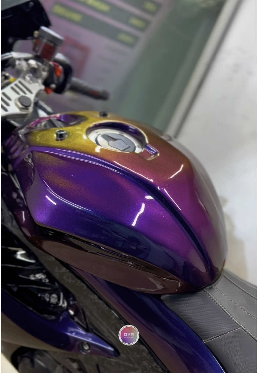 Our most popular paint!🔥✨ This MegaShift color truly stands out with its bold, color-shifting effect—catching eyes from every angle.🔥🔥 #custompaintjob #megashift #bikepaintjob #bikepaint #biketransformation #bikecustomization #bikelife #bikeculture #bikeenthusiast #bikemakeover #bikelovers #bikeupgrades #bdbikers #bikelover #bikersoftiktok #fyp #fypシviralシ2024 #dipyouridebd #dyr #dipyourride