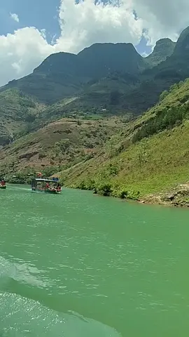 sông nho quế hà giang