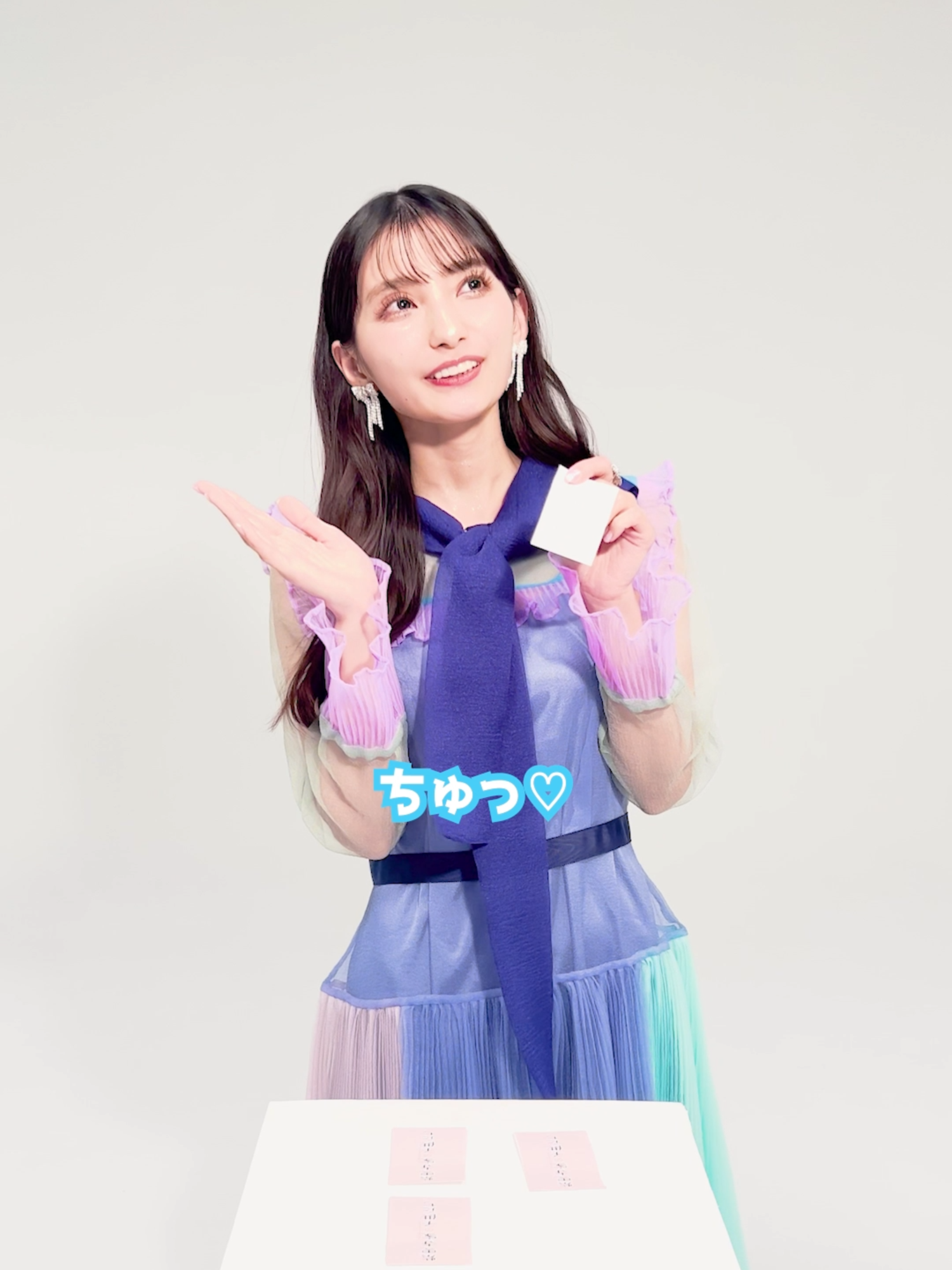 🩵チャレンジ企画〈紫雲寺家の言葉たち〉🩵 清葉役 #高野麻里佳 さんが即興あいうえお作文にチャレンジ💘 #紫雲寺家の子供たち 毎週火曜より全国22局にて放送＆配信中⟡.· #shiunjifamily #anime