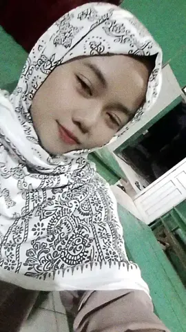 mohon maaf tidak hafal liriknya 😭🤣#fyppppppppppppppppppppppp #fyppppppppppppppppppppppp #fyppppppppppppppppppppppp #fyppppppppppppppppppppppp #arabic #ArabTikTok #arabicsong #arabic 