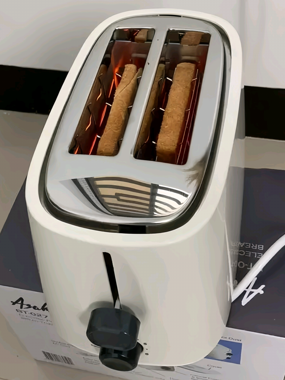 Asahi Pop Up Bread Toaster #asahi #popup #bread #toaster #foryou #breakfast #affordable #musthave #kitchen #appliances #fyp #smart #gadget #tiktokmademebuyit #trynow 