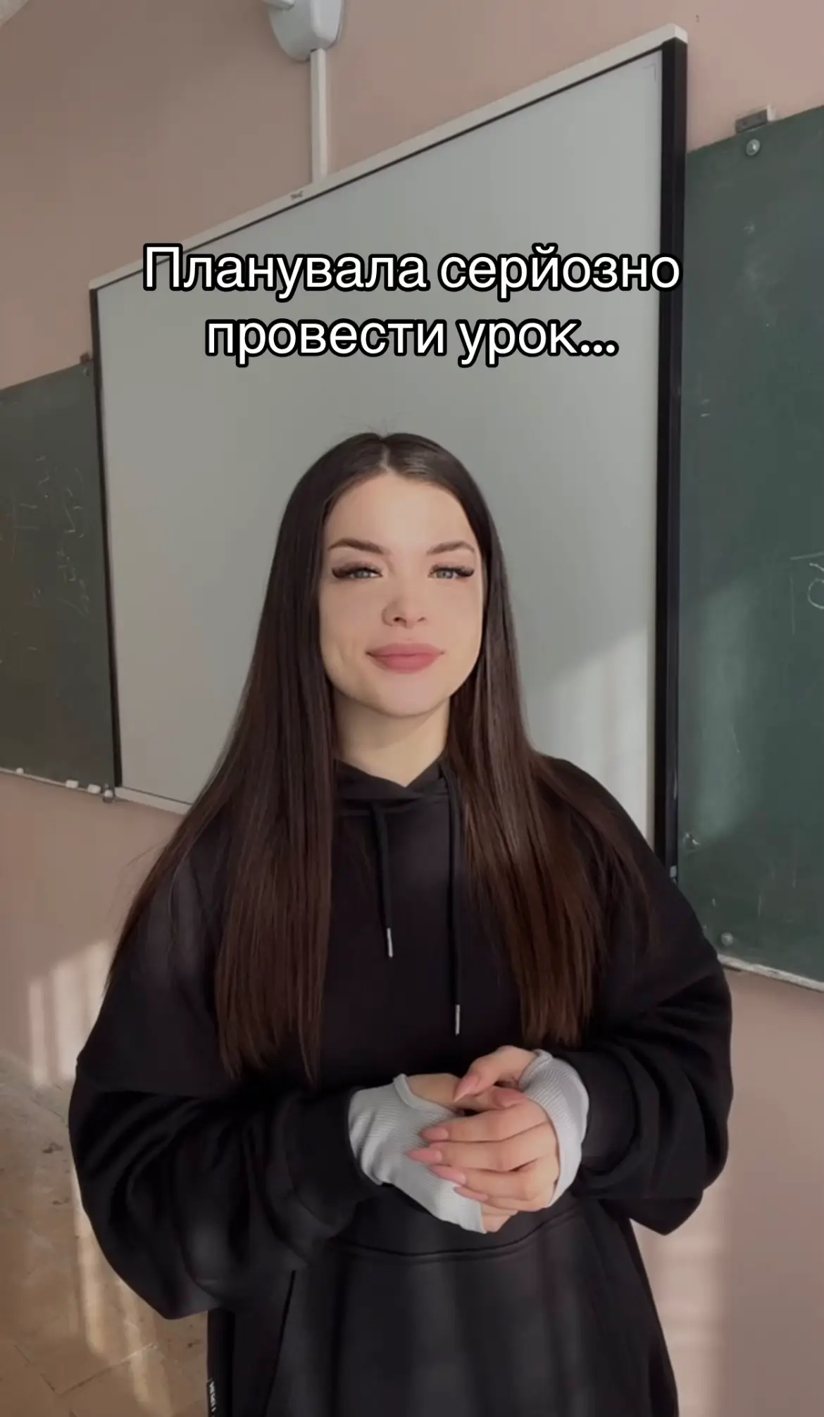 Придумайте опис до другого фото😂