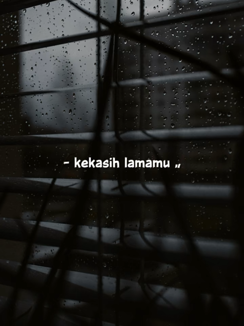 Bertahun sudah kumenunggu dirimu🥺🥀 #lirik #cintatigasegi #zubirkhan_ #foryou💔 #fyp 