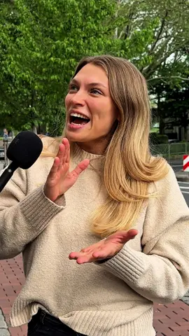 Wir brauchen mehr Frauen wie sie! Echte Worte. Klare Haltung. Großer Respekt#Frauen#Männer#woman#girls #tikto #interview #stretinterview #deutschland #germany 