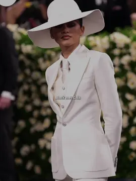 #blackpink #metgala #styletips #moda #foryoupage #anokyai #cocojones #fyp 