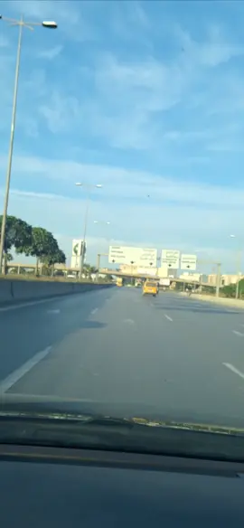 جولة صغيرة في تونس العاصمة 🇹🇳  Driving in Tunis express route #tourism #fypage #travel #friends #explore #tunisia🇹🇳 #driving #tunis 