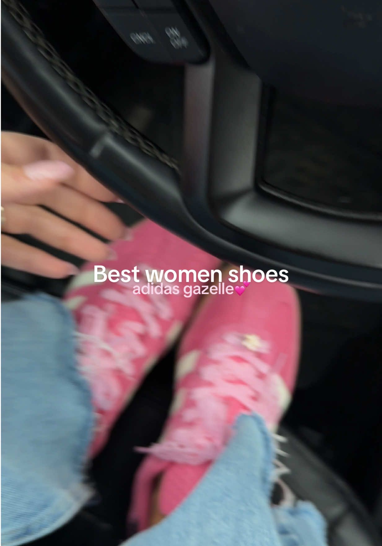 🎀 wasn’t a “pink” girl until I got these adidas gazelles  - best women shoes for sure especially for summer ✨🌸 #bestwomenshoes #creatorsearchinsights #pinkgazelle @adidas #gazelle #adidas #pinkaesthetic #footwear #shoesstyle #sneakerlover #womenfashion #fashiontrends #summersneakers 
