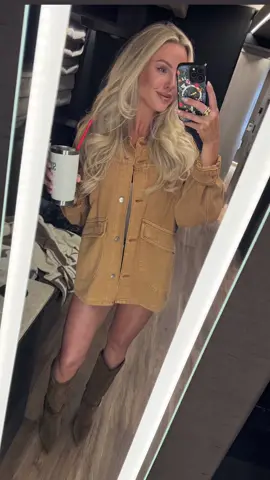 GRWM for a Texas Tour Night Show 🤠 • • • Everything linked in my LTK 😘 #GRWM #tournight #OOTN #countryconcert #honkytonkhollywood 