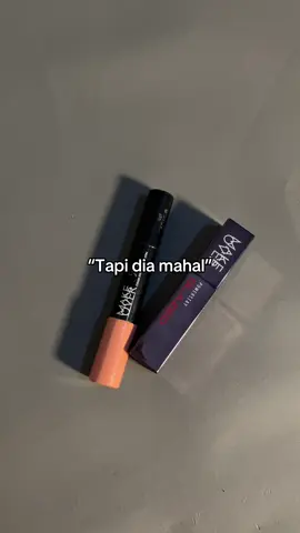 Kita usahakan set makeup lengkapnya make over 😭🫵🏻 #fyp #makeover #lipglazed #lipcrayon #makeup
