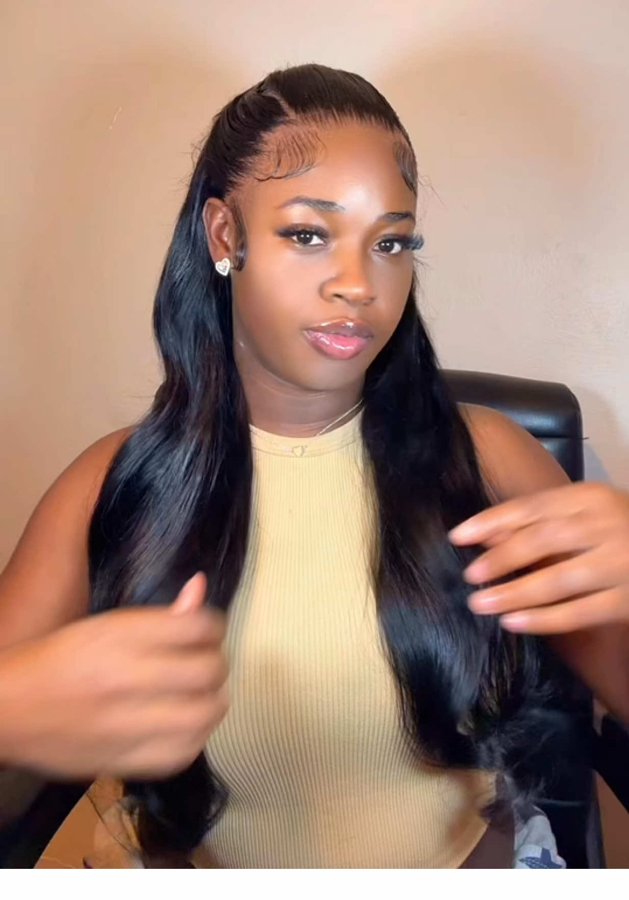 Link in bio 🌚🌚#fypシ #wiginfluencer #flynetamazonhair  @flynethair.amazon 