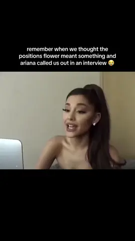 The way she called us out will never not be funny😭🤍 #arianagrande #fyp #clip #funnytiktok #arianator #oldvideo #loveyou 
