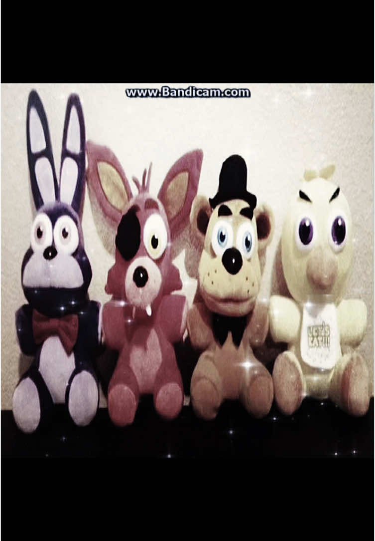 #FNAFNOSTALGIA 🧸 im totally normal about this part of my life (i would do anything to experience this again, its definitely the best part of my childhood)    #fnaf #nostalgia #childhood #foryoupage #fypppp 