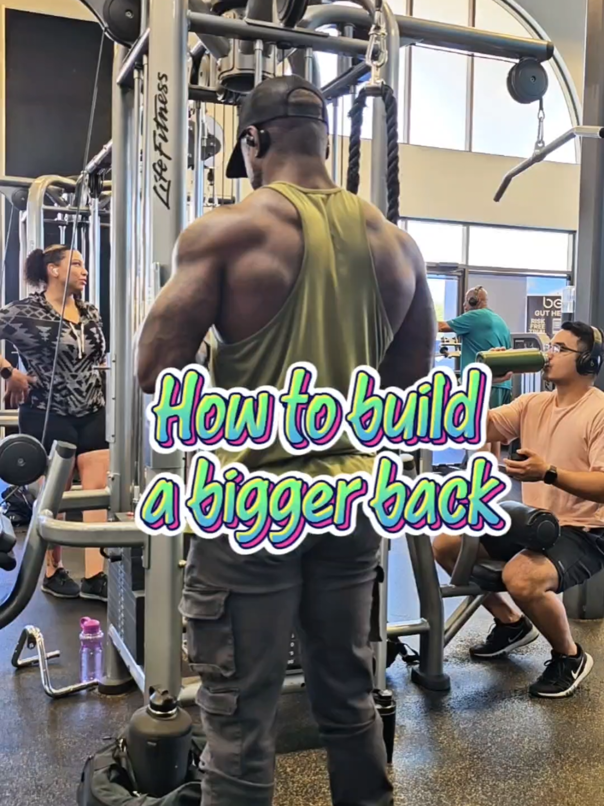 How to build a three dimensional back. #bigback #backday #backdaybestday #backdayroutine #lowerbackworkout #upperbackworkout #pullups #seatedrow #row #latspread #lats #bossgfitness 