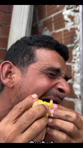 Esse dente é guerreiro  kkkkk #denteee #banguelooo 