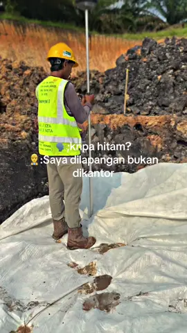 Hitam seperti batu bara😅#jjcapcut #tren #anakrantau #surveyorindonesia #trending #anakproyek #kuliproyek👷🏼 #hkiinfrastruktur #kontrak #jalantol #fyppppppppppppppppppppppp #survey #proyek 