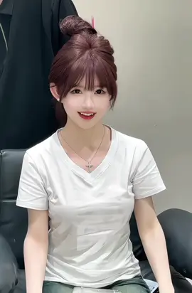 🍀 Hot trend 2025 - Nâu Mocha màu nhuộm gây bão tại salon LINH NGÔ !!!  💁‍♀️ Không kén da, không kén style 💁‍♀️ Lên màu mềm mịn, bắt sáng cực đẹp dưới nắng, vừa ngọt ngào vừa trendy! #linhngohair #LearnOnTikTok #xuhuongtiktok #maunhuomdep 