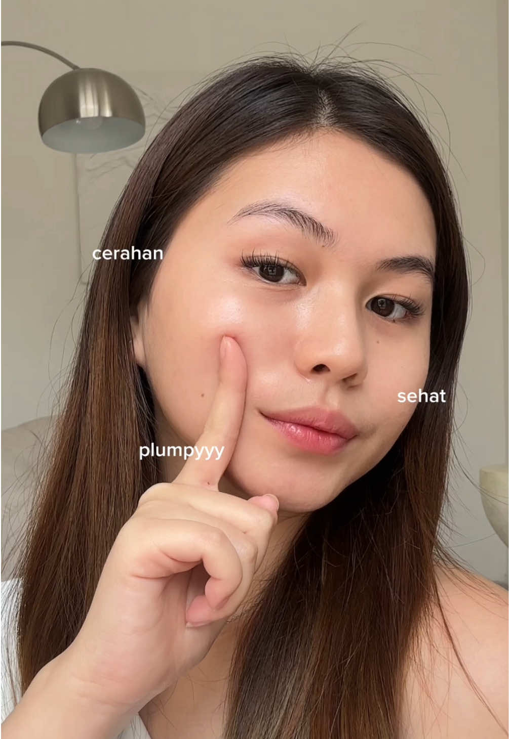 peeling serum ter green flag💚 gak cekat cekit samsek dan gaperlu dibilas🧼#PeelingGakCekatCekit #GarnierPeelingSerum #Skin 