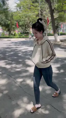 Khoác đẹp nhiều màu 😜 #thinhhanh #aokhoacnu 