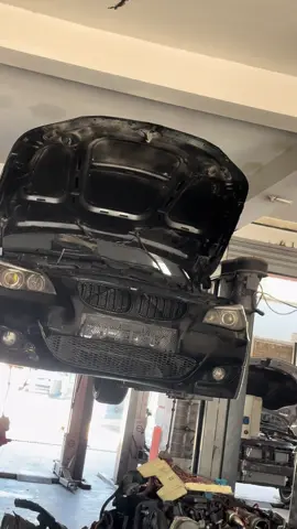 Emrah abime yemek söyledik 😂#bmw #sanayi #motortamiri #yemeksöyledik #e60 