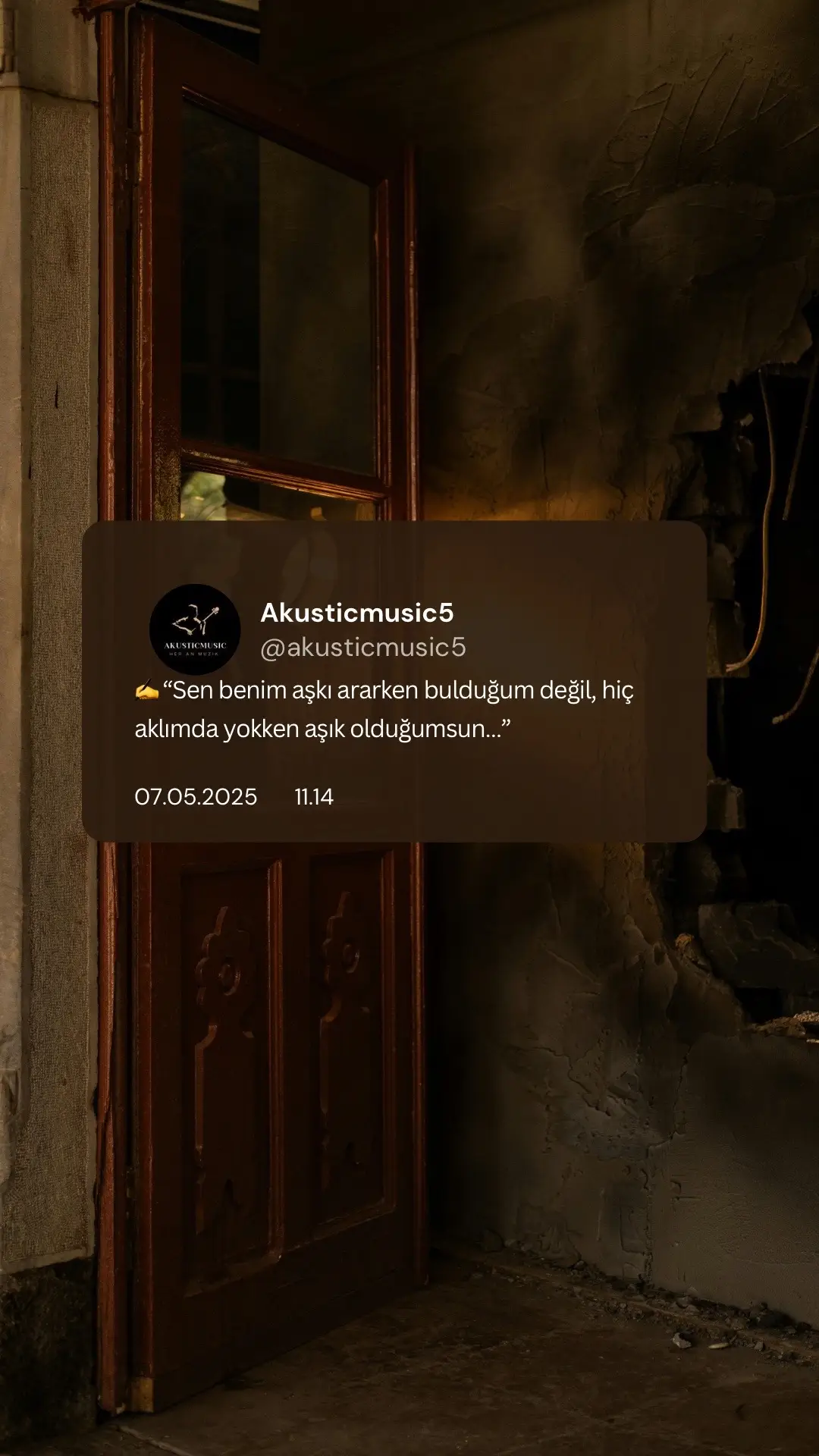 ✍️ “Sen benim aşkı ararken bulduğum değil, hiç aklımda yokken aşık olduğumsun…” 07.05.2025      11.14 #akusticmusic5 #keşfetedüş #keşfetedüşürbeni #müziksayfası #keşfetbeniöneçıkar #seviyoruzsizleri🌸 
