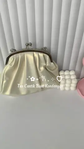 🤍🫦 #capcut #taskondangan #taslucu #rekomendasi #tas lucu korean style #taskerang #OOTD #tasputih 