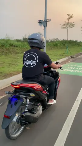 Jalan jalan sore #fypシ゚ #aerox155 #aerox #aeroxnew #aeroxmodifikasi 
