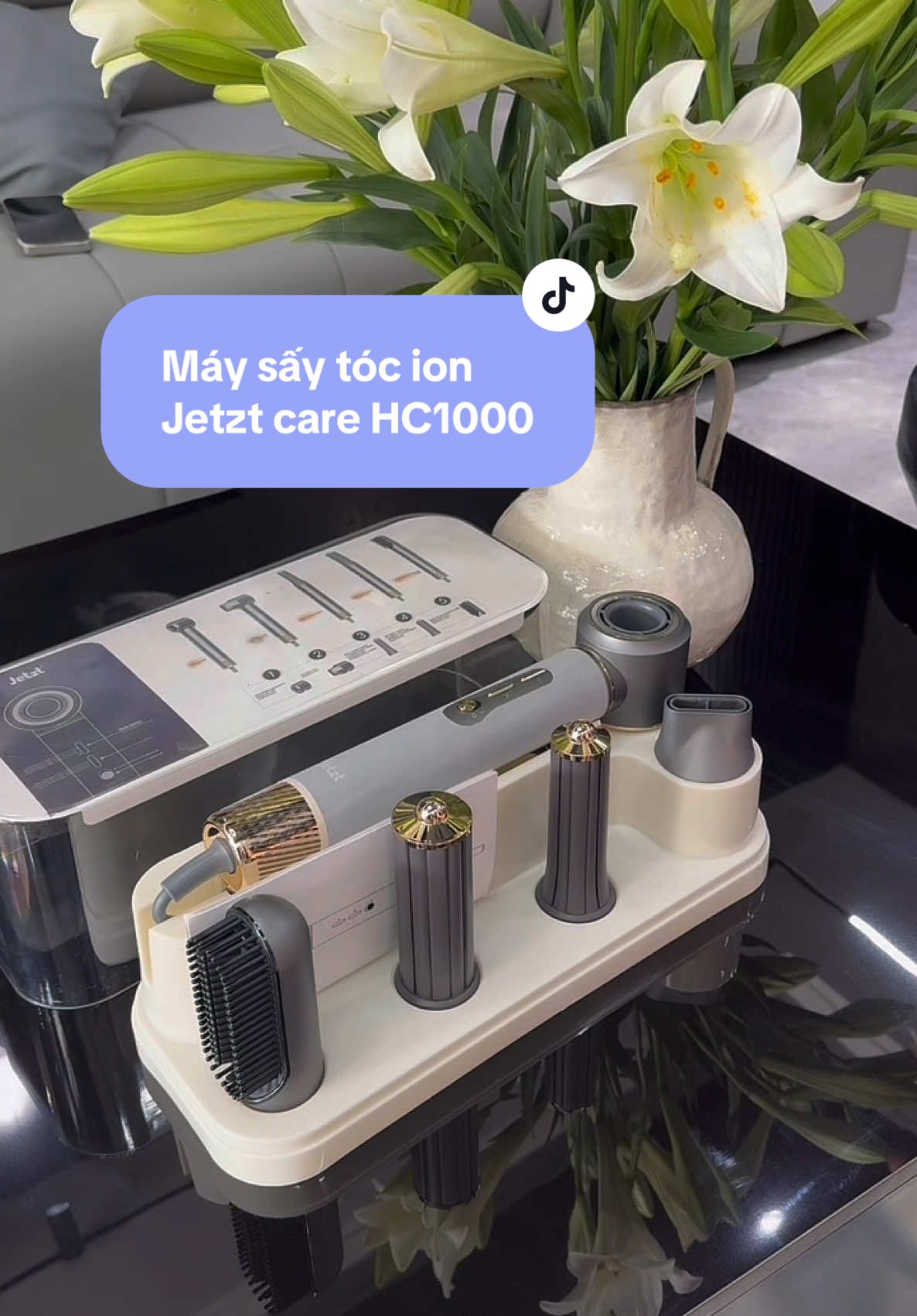 Mọi người cứ bảo sao chơi tóc tẩy lâu mà tóc ko bị sơ, gãy là có bí quyết cả đấy, là con gái nhất định phải có 1 cái máy sấy ion nha. #trendingvideo #capcut #review #maysaytocion #jezt 