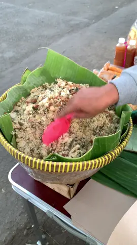 Rekomendasi sarapan murah meriah mantap🔥 📍depan SDN 1 Kutoarjo ⏰ 06.00 sampi habis menu :  nasi megono aneka peyek risol mayo mochi aneka gorengan #purworejo24jam #kutoarjotiktok #purworejo #fyp #sarapanpagi 