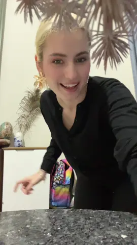 😄