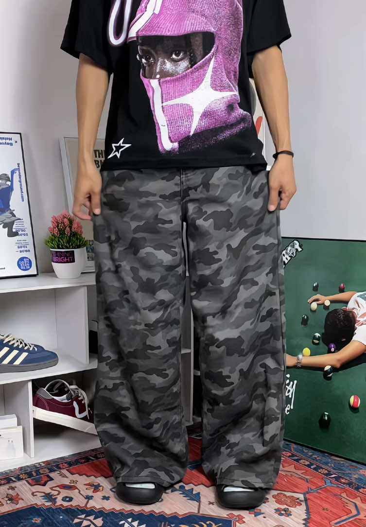 MAKSUDNYA YANG GOMBRONG BEGINI DERR?😎😜 #celanagombrong #celanabaggy #baggypants #skenaoutfit #skena #rekomendasioutfit 