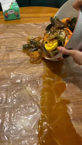 Tanya-tanya di kolom komentar juga boleh kok🙏😇#shanghaiyummymuarabungo #shanghaiyummy #fypシ゚viral #seafood #seafoodtumpah #sambalbakar #kulinerindonesia #kulinermuarabungo #muarabungo #viral #makananviralmuarabungo #keluarga #kukinerjambi #jambi #pesonamuarabungo #kulinerbungo 