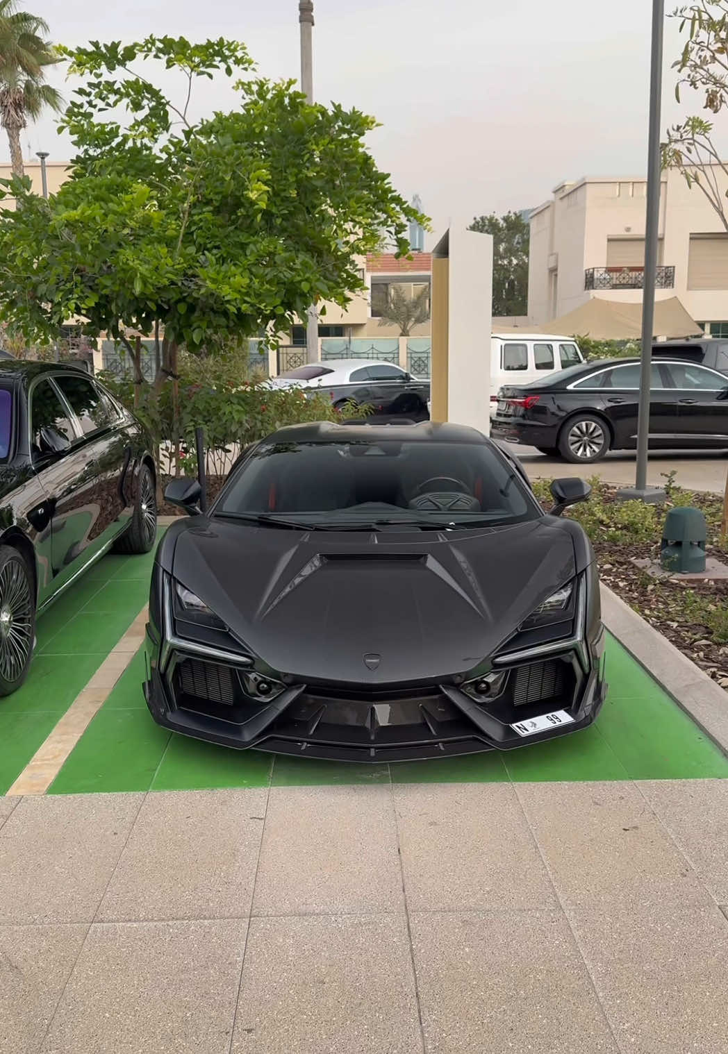Did Mansory cook?  #lamborghini #revuelto #mansory 