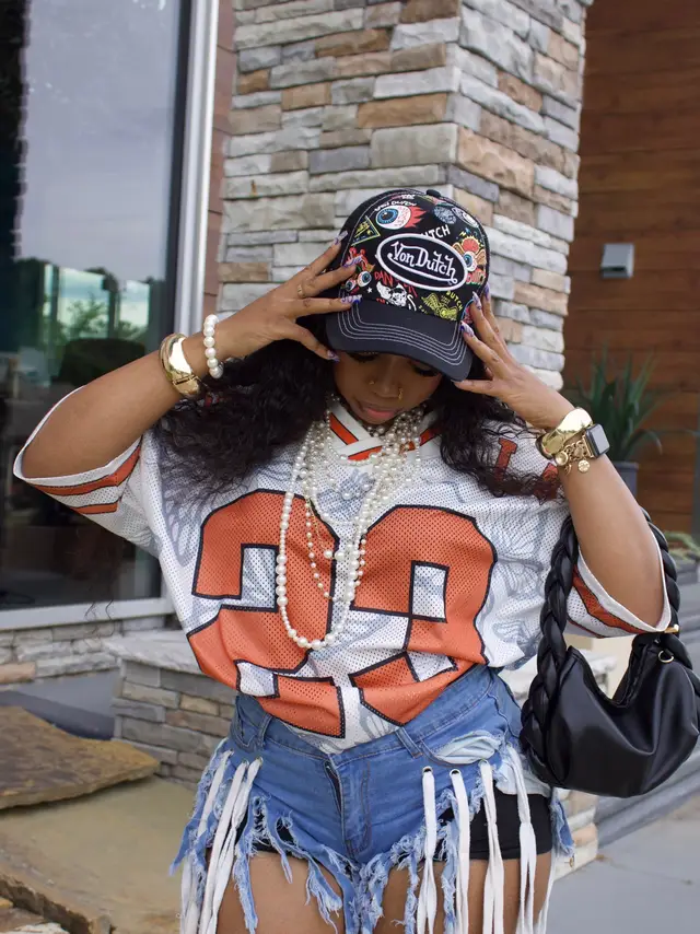 follow me: @ brittdawg_ #fyp #brittdawg #OOTD #vondutch #ootn #outfitinspo