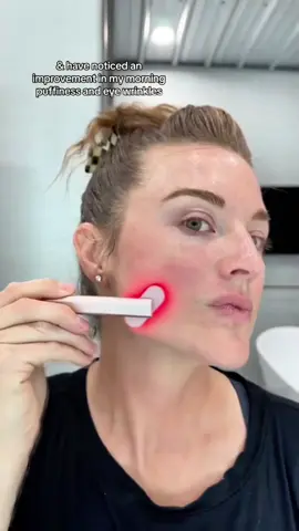 7 in 1 red light therapy wand #facelift #BeautyHacks #GlowUp #RedLightTherapy #beauty 