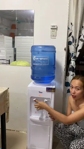 WATER DISPENSER HOT AND COLD! #hotandcold #waterdispenser #tixx #fypppppppppppppppppppppp #fypspotted 