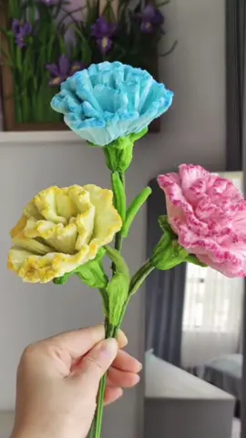 DIY carnations flower with pipe cleaner for Mother’s Day gift #handmade #handmadegifts #flowers #gift #ribbon #carnation #handmadecraft #DIY 
