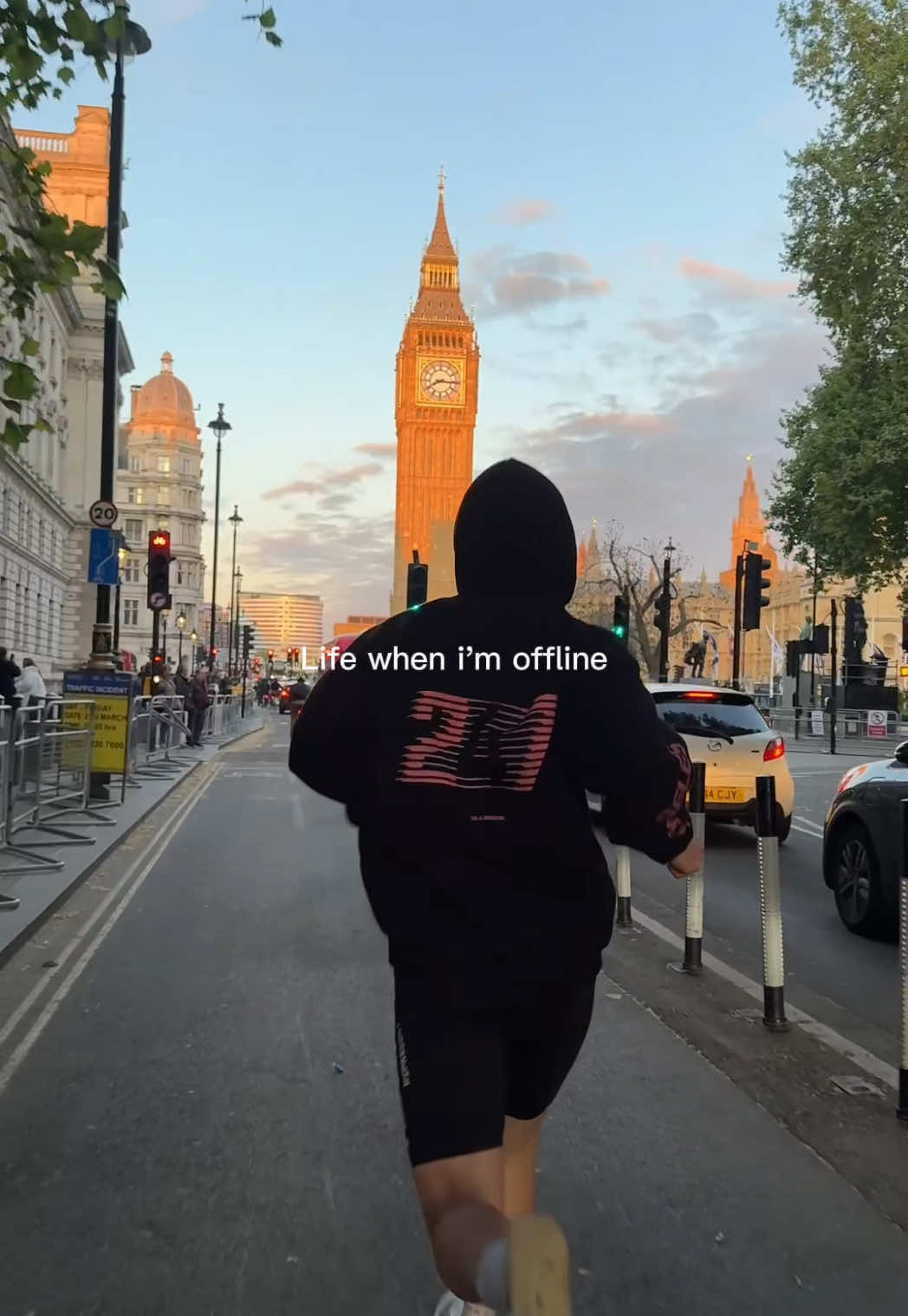 Life when I’m offline 🤩  taking it all in, family friends, and running 🔥 #ru#Runningo#motivationu#runtoku#runtiktok