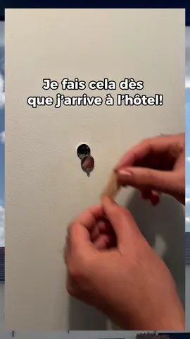 Reste chez toi ça ira plus vite au lieu de faire des crêpes avec le sol zebi #drole #videodrole #videoviral #mbappe #squeezie #homme #femme #Relationship