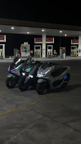 3เทาตึงๆ🤟🏻🩶 #pcx160 #forza350 #xmax300 #ไฟรุ้งหัวหิน🌈 #ฟีดดดシ #fpy 