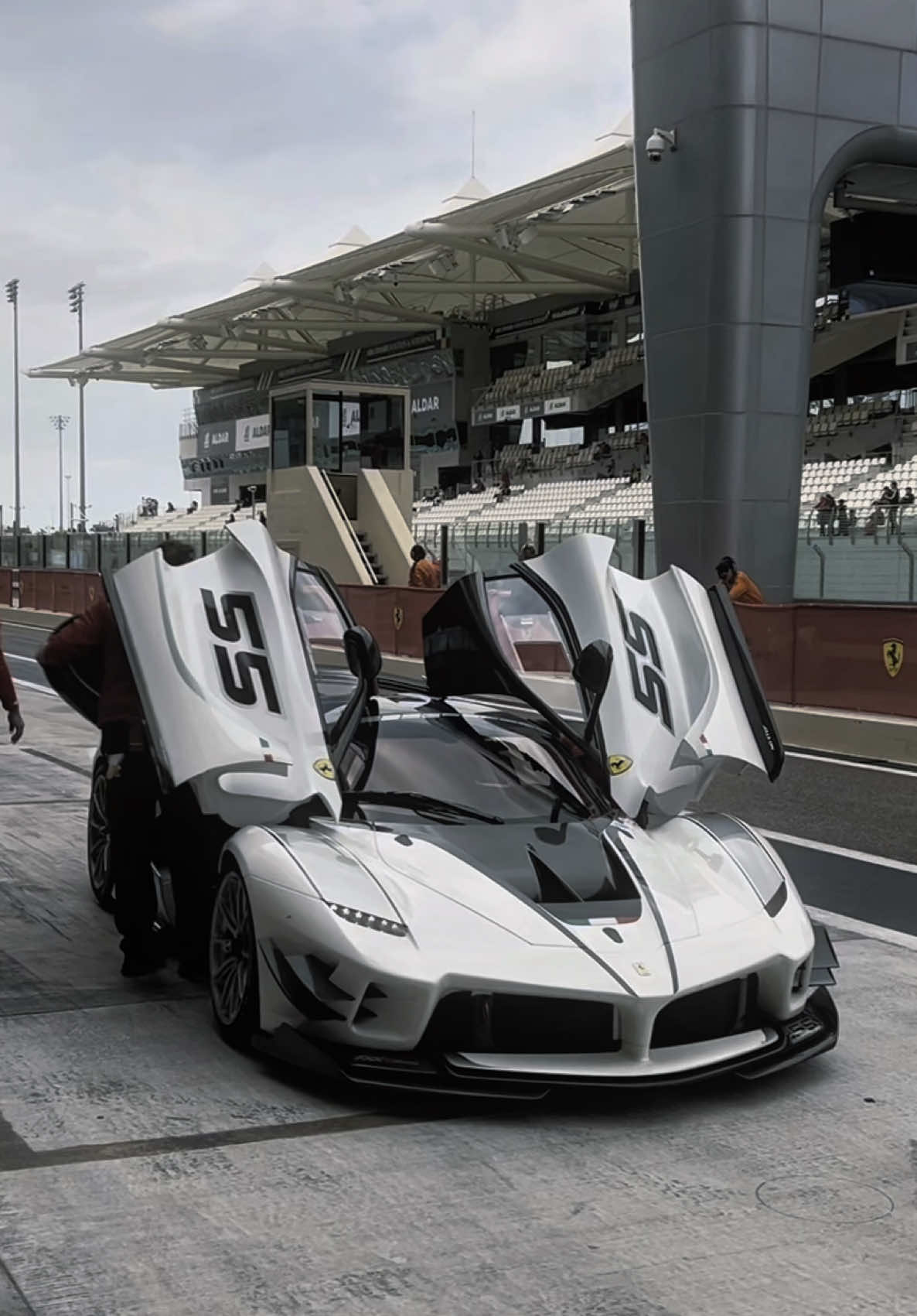 Not your normal Track Toy👀  #ferrarifxxkevo #ferrari #fxxk #evo #ferrarifxxk #fxxkevo #ferrarimoments #trackcar #tracktoy #ferrariclub #ferrarifriday #evoluzione #ferraritrackday #hypercar #cars #uaecars #fyp #explore #viral #trending #xybca 
