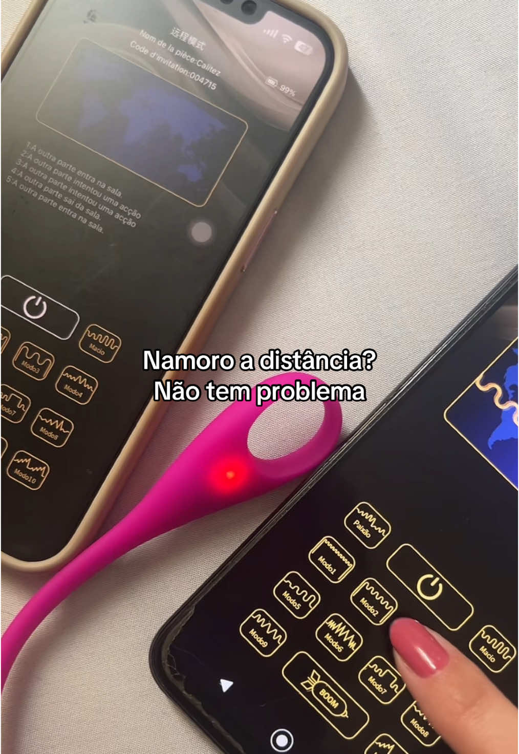 Namoro a distância pode ser desafiador, mas a tecnologia permite muitaaa diversãooo 🔥 O Elvira permite a conexão a dois pra uma brincadeira incrível a grandes distâncias, basta dois aparelhos conectados ao aplicativo e você não precisa se prender a distância do Bluetooth, dois lados do mundo podem ser cenários do que vocês farão ❤️‍🔥 Que tal? Marca aqui seu par que está longe e adoraria ter essa experiência com você 🥵 #namoroadistancia #casal #dicasparacasais #ideiadedate 