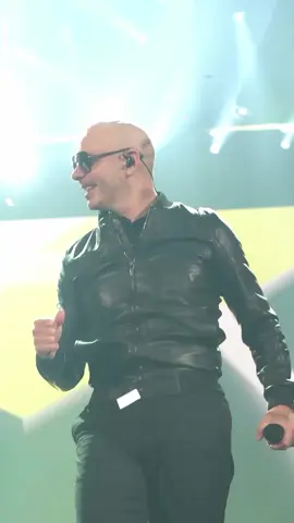 @Pitbull @Enrique Iglesias   @iamchino  tamo bien 🔥🔥🔥 honored to put this track together @pitbull @enriqueiglesias @iamchino__ I love listening and dancing to this song 💃💃💃 #EnriqueIglesiasItaly @patriziaiglesias1940 