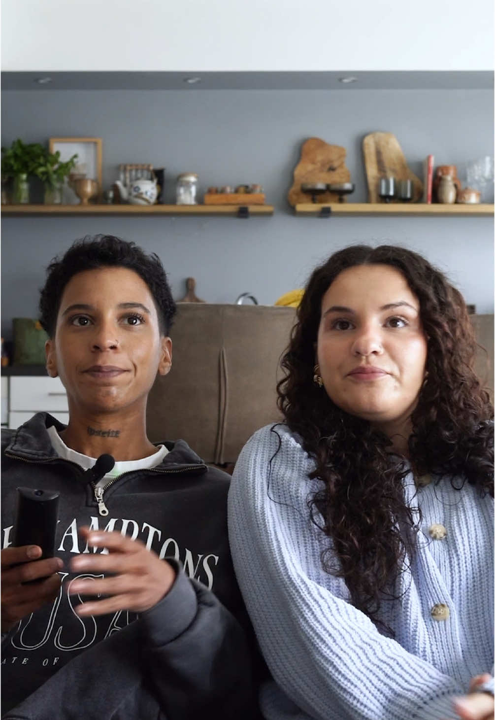 Elle devine la fin, le milieu, le début, les flashbacks c’est trop ! 🤯