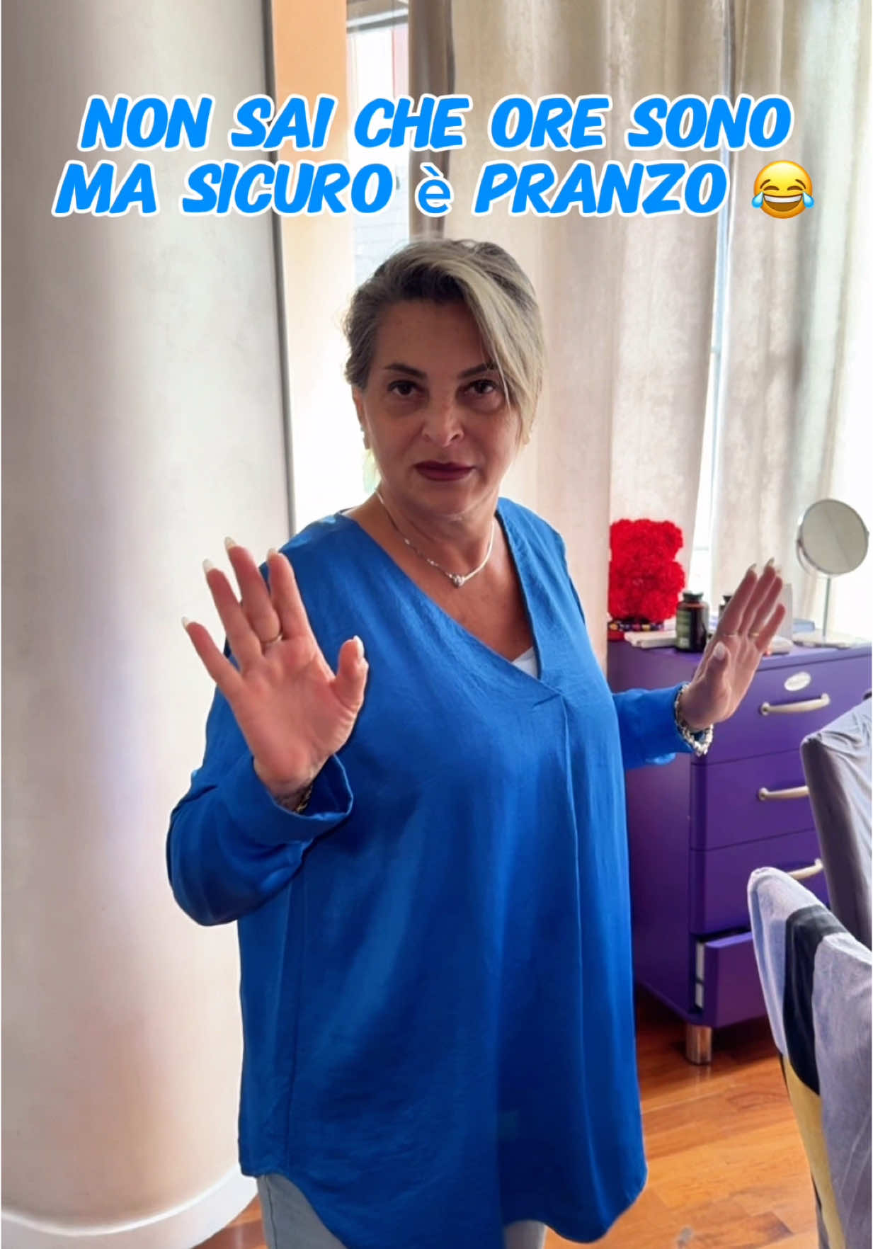 Sono un orologio svizzero 😂 @Angela Alviti @Massimo Varamo #moglieemarito #mamma #coppia #mammaepapà #papá #maaaèvalè #mammaefiglio #ridere 