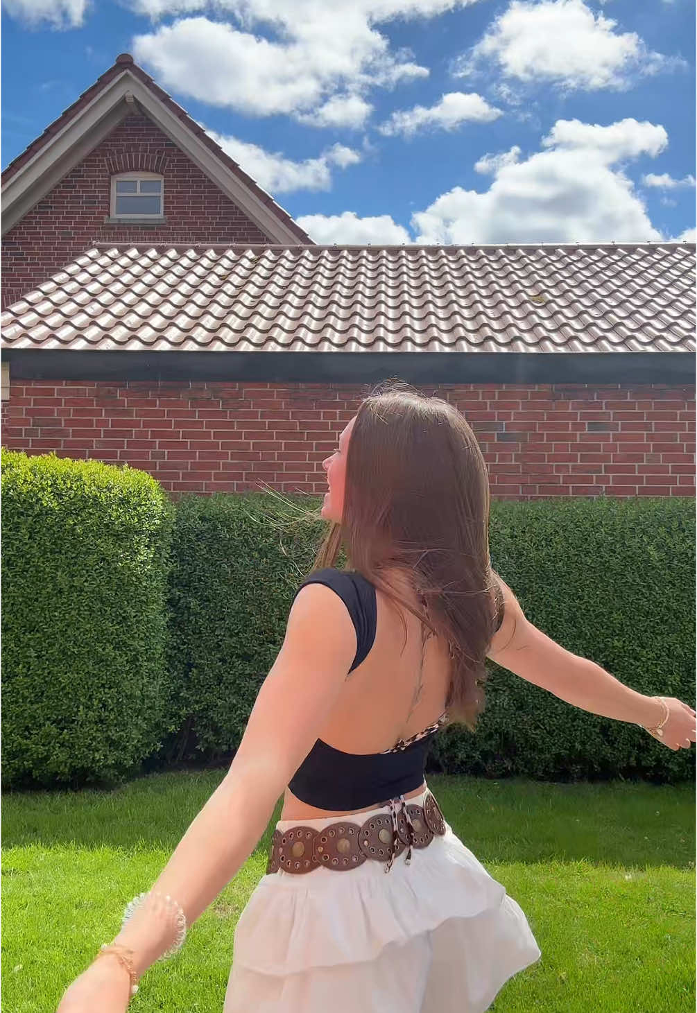 Heute ungeschminkt🫠#fy #viral #girlssuportgirls #fyppppppppppppppppppppppp #outfit #outfitcheck #fypage #hair 