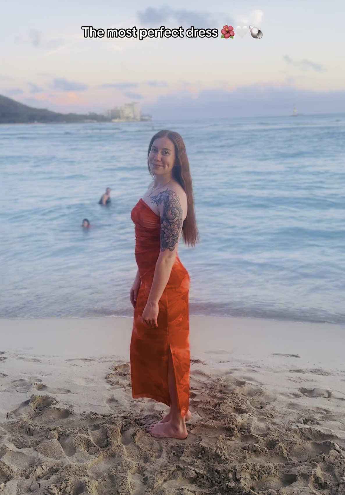 This was the most perfect dress for my Hawaii trip 🩷🌺 #ohio #fyp #foryou #Lifestyle #contentcreator #microinfluencer #lifestylecontent #contentcreation #aesthetic #travel #hawaii #traveltok #oahulife #oahu #honolulu #honoluluhawaii #waikikibeach #hawaiitiktok #tiktokshop #tiktokshopfinds 