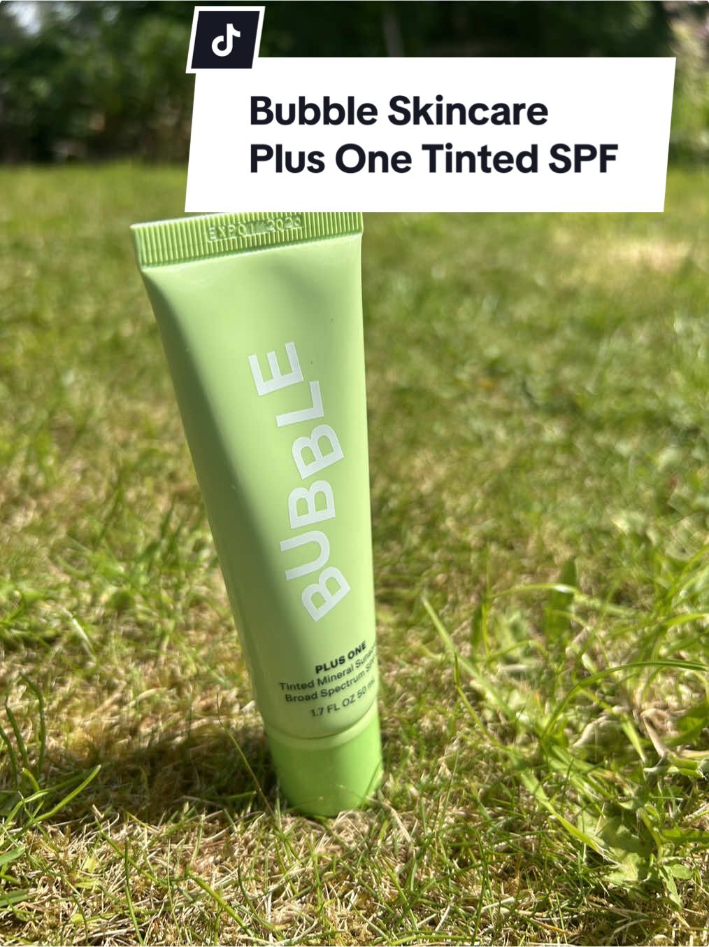 The most important product you’ll need in your skin is SPF. @Bubble Skincare has got you covered with their Tinted SPF Plus One. ☀️ Benefits - A tinted mineral SPF with a bronze-finish that blurs and perfect's skins appearance. - Protects against UVA and UVB rays. - Won't pill under makeup. - Subtle tint for all skin tone. Pick yours up now and use code ‘HOLLIE0315’ to save some pennies. #bubbleskincare #skincaretexture #skincareroutine #skincare #skincaretips #SkinCare101 #spf #spfskincare #bubbleambassador @Bubble Insiders 