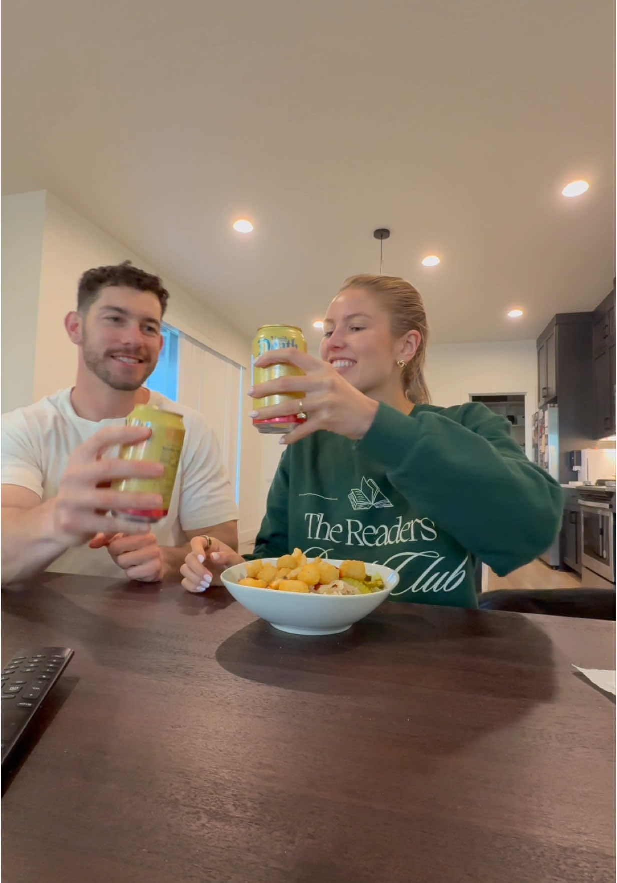 The burger bowls were FIRE tonight shoutout to Matt my chef and my editor and my king 🥰🥰🥰 #teachervlog #afterteachingvlog #teacherlife #teacher #ditlofateacher 