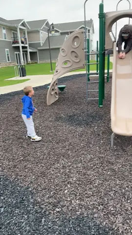 #toddlersoftiktok #dadsoftiktok #havingfun 